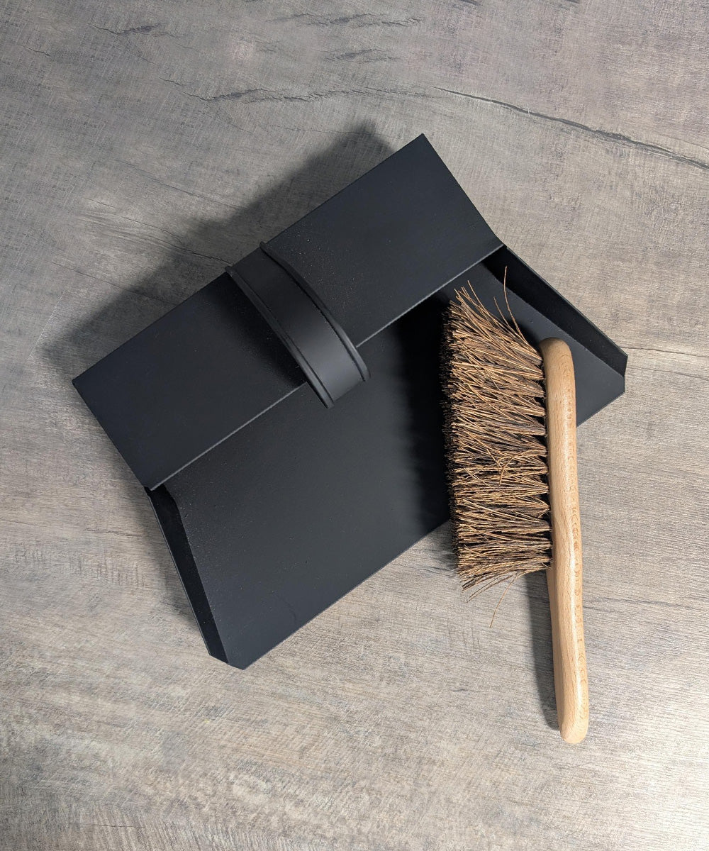 Finest by Hillbrush Dustpan & Bassine Brush Set (Medium Stiff)
